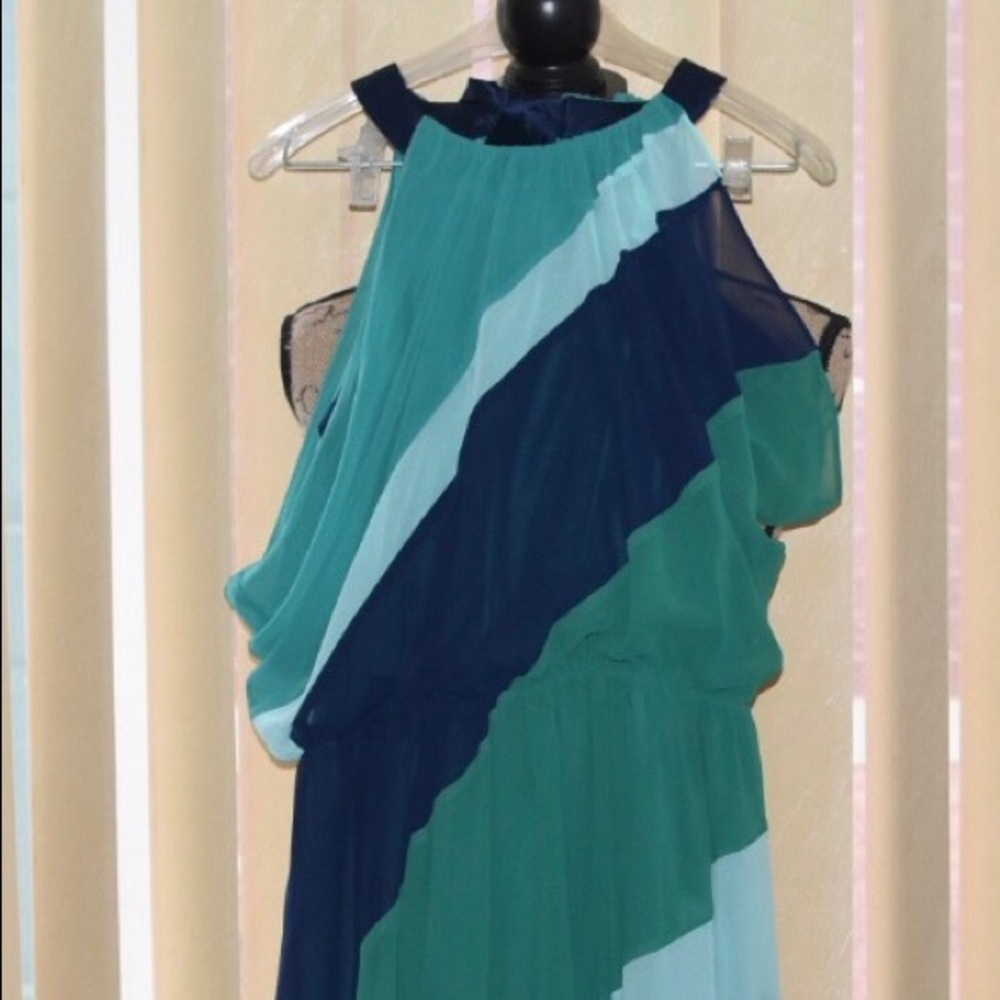 Authentic VINCE CAMUTO DRESS!! Brand new with tags